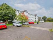 Kildonan Court, Newmains, 3 Bedroom Flat
