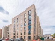 Kilpatrick Grove, Edinburgh, 2 Bedroom Flat