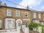 Kimberley Avenue, London, 1 Bedroom Flat