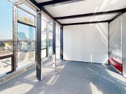 KINDERMANNZENTRUM Sky Bridge Office