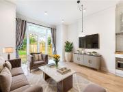 King Edwards Gardens, London W3, 2 bed flat to rent,...