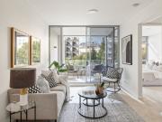 King St Wharf apartment, harbour & city at your door