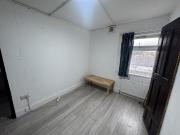 King Street UB2, 2 bed flat to rent, £1,400 pcm |...