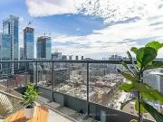 King West Gem! Sunlit SW views, parking, all...