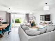 Kingfisher Drive, Crowborough