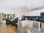 Kings Avenue, London SW4, 4 bed terraced house to rent,...