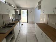 Kings Rd granny flat close to shops and ferry