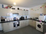 Kings Road, Brighton BN1, 8 bed flat to rent, £4,800 pcm...