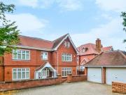 Kingston Vale, Kingston Hill, 7 Bedroom House