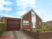 Kingsway, Mapplewell, 3 Bedroom Bungalow
