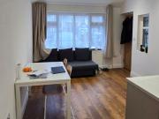 Kingsway, Wembley HA9, 1 bed flat to rent, £1,650 pcm |...