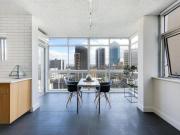 Kinkabool 7th Floor Renovated Unit Central Surfers Paradise