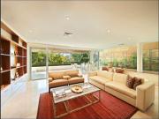 Kiranya – Luxury Whole Floor Apartment in Boutique Block