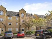 Kirkland Drive, Enfield, 2 Bedroom Flat