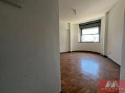 Kitnet com 1 dormitório à venda, 30 m² por R$ 180.000,00...