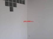 Kitnet com Dormitório Fechado e Excelente Conservação à...