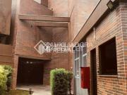 Kitnet / JK / Studio com 1 dormitórios em Porto Alegre