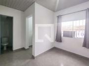 Kitnet / Stúdio para Locação em Jacareí/SP Centro 1 Quartos
