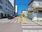 Kitnet / Stúdio para Locação em Praia Grande/SP Cidade...