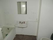 Kitnet/conjugado para aluguel tem 30 metros quadrados...