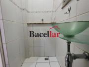 Kitnet/Conjugado: / Residencial / Centro