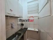 Kitnet/Conjugado: / Residencial / Copacabana