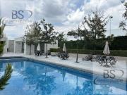 KL/ BONITA CASA EN RENTA CON CUARTO DE SERVICIO