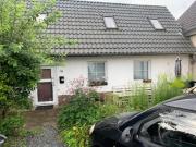 Kl. Häuschenbeste LageSteuerndieb zum 01.10.2025800 Euro...
