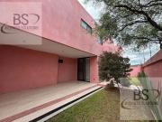 KL/ RENTA CASA DE AUTOR, EN PRIVADA CON VIGILANCIA....