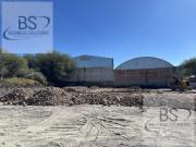 KL/ RENTA TERRENO TOTALMENTE BARDEADO. 2,000 m2 / SANTA...