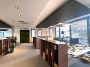 Klare Linie mitten in Sendling. Mit Dachterrasse