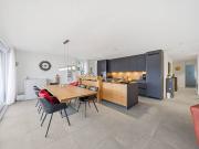 KLASSE UND KOMFORT IM GRÜNEN NEUWERTIGE 4.5 ZIMMERWOHNUNG