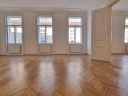 Klassischer Altbau, 6 Zimmer, Nähe Judenplatz...