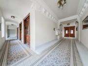 Klassischer Wiener Stilaltbau mit vielfältigen...