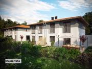 Klein, aber Mein! Doppelhaushälfte nebst Garten und Garage