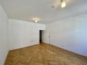 Klein, fein, neu saniert – stilvolles Altbaujuwel im...