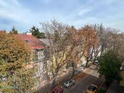 KLEIN UND SMART DORT WO DIE TRAUBEN HÄNGEN