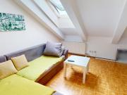 Kleine 3 Zimmer Dachgeschosswohnung im Zentrum von...