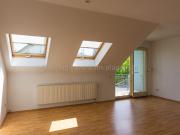 kleine 3 Zimmer Familienwohnung in Neundorf + Garage +...