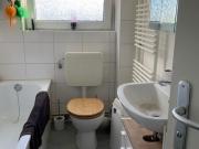 kleine 3 Zimmerwohng mit Balkon in MG Holt sucht Nachmieter