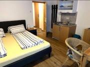 kleines Apartment mit Balkon