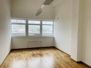 Kleines helles Eckbüro nahe Flughafen / Autobahn...