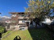 Kleines Wohnhaus mit 2 getrennten Wohnungen, Sonnenlage