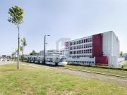 KLIMATISIERT, MODERN UND VIELE PARKPLÄTZE