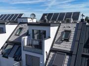 Klimatisierte 2 Zimmer DG Eigentumswohnung mit Balkon...