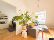 KLIMATISIERTE DACHGESCHOSS MAISONETTE 2,5 ZIMMER WOHNUNG...