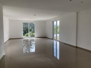 KNIPFER`S IMMOBILIENSCHÄTZE – Elegante Dachwohnung in...