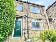 Knowl Road, Golcar, 2 Bedroom Terraced