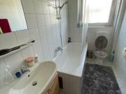 koffer packen und einziehen: tolle wohnung mit küche in...