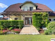 Komfort auf großer Fläche + Naturnähe + Erdwärmekollektoren